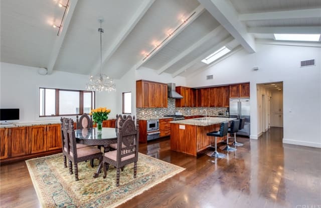 2416 Elm Avenue - 2416 Elm Avenue, Manhattan Beach, CA 90266