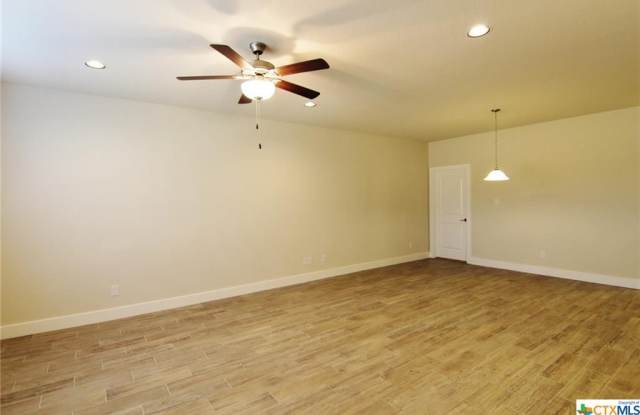 935 Langesmill Drive Gallery 3