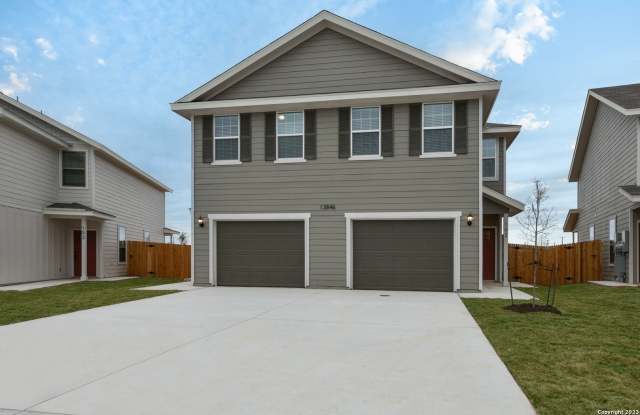 13846 Enzo Gate unit: 102 photos photos