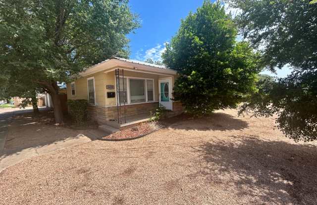 3 bed 1 bath Move In Ready! photos photos