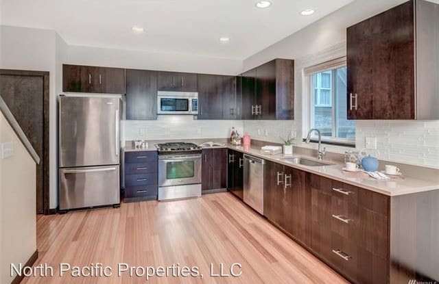 4012 Linden Ave N #B - 4012 Linden Avenue North, Seattle, WA 98103