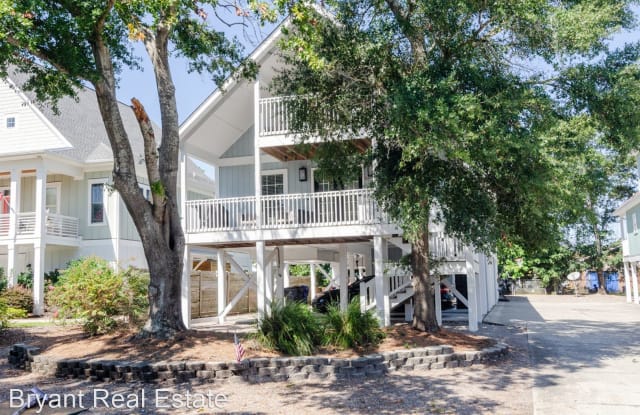 612 Greenville Avenue Unit A - 612 Greenville Avenue, Carolina Beach, NC 28428 612 Greenville Avenue Unit A - 612 Greenville Avenue, Carolina Beach, NC 28428