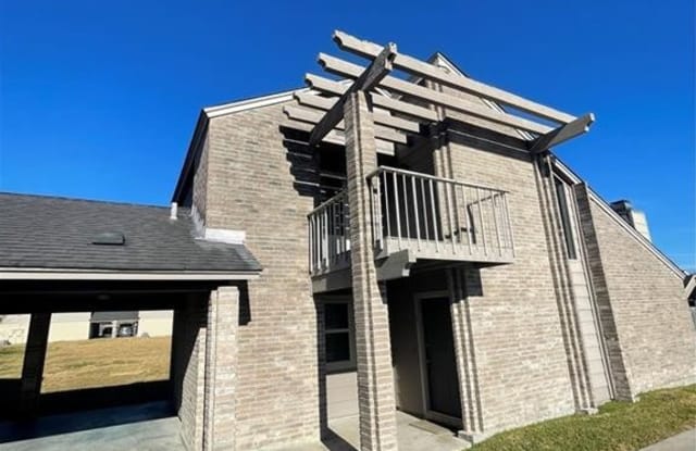 125 Sherwood Drive - 125 Sherwood Drive, Victoria, TX 77901