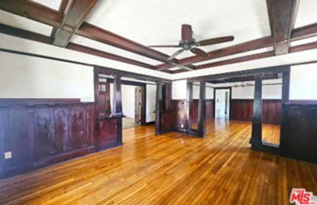 648 Heliotrope Drive Gallery 4