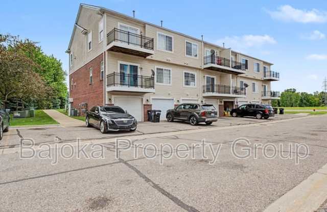 43018 Burlington Drive Gallery 4