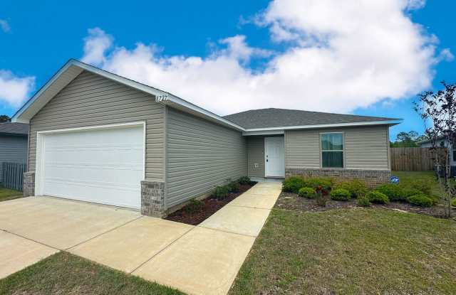 3 bedroom 2 bath home for rent close to NAS Pensacola! photos photos