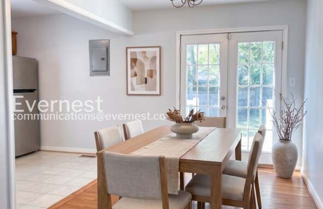 1700 Devers Road Gallery 4