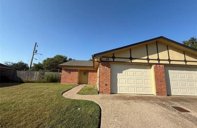 11909 Metmora Court - 11909 Metmora Court, Fort Worth, TX 76008