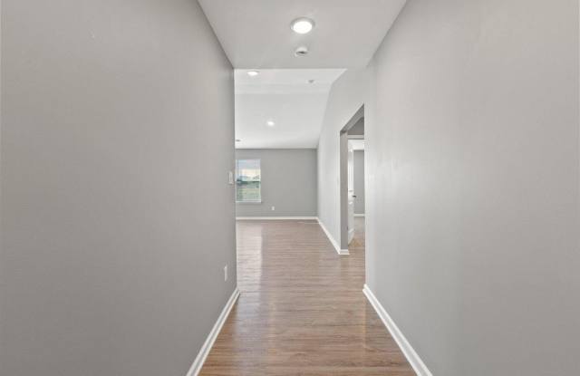 119 Landry Lane Gallery 2