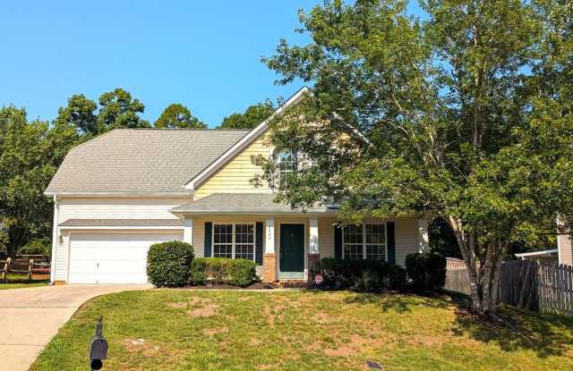Waxhaw! 6 Bedroom Home! Master Bedroom's Up and Down! photos photos Waxhaw! 6 Bedroom Home! Master Bedroom's Up and Down! photos photos