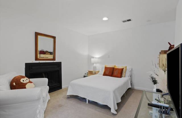 3071 Southern Elm Ct Gallery 4