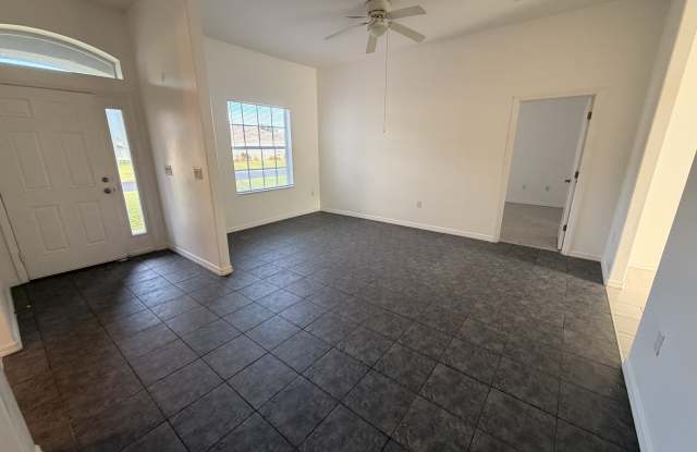 2753 Nature Pointe Loop Gallery 2