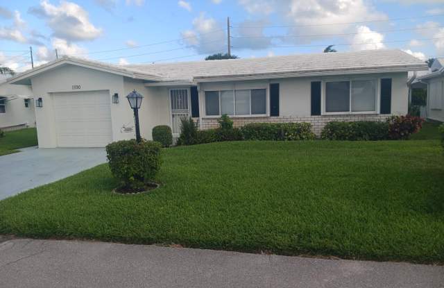 1590 SW 14th Avenue photos photos