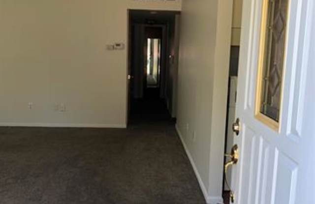 21745 POWERS Avenue Gallery 4