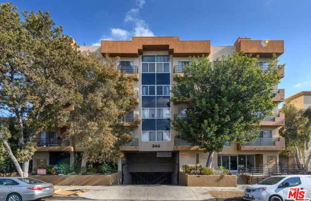 340 N Hayworth Ave photos photos