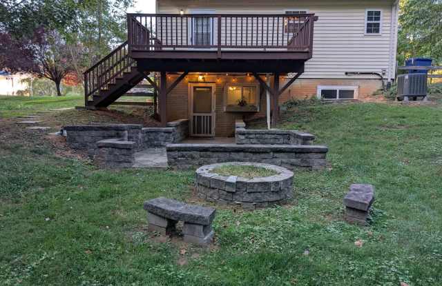 537 LEWIS STREET photos photos