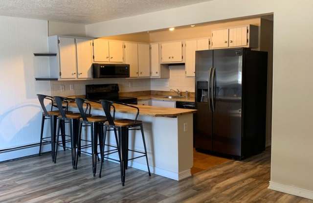 Great 1 bedroom in Dillon Valley! 2200/month. photos photos