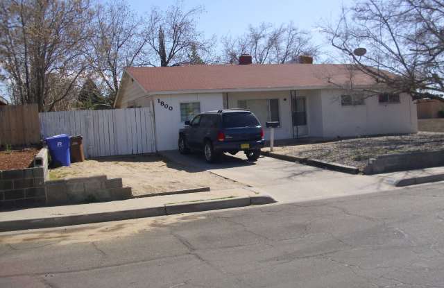 1800 Corbett - 1800 Corbett Drive, Las Cruces, NM 88001