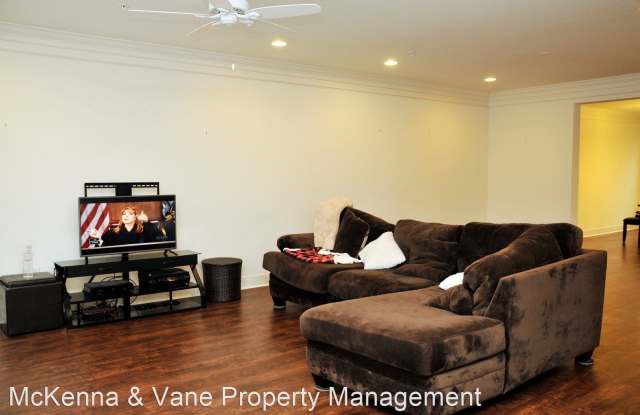 759 Cobbler Place Gallery 4