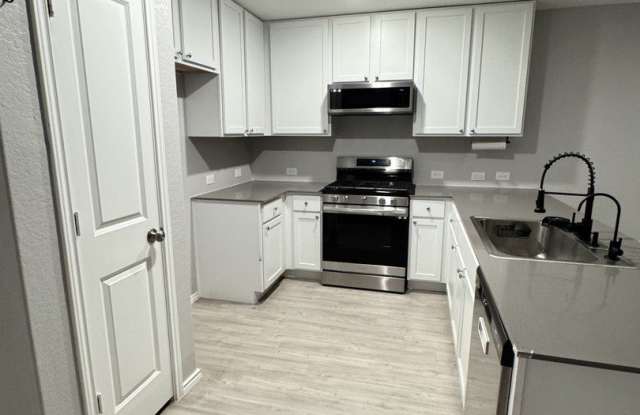 6855 Burgess Rdg Gallery 3