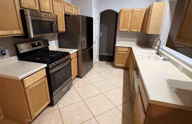 8885 N Majestic Mountain Drive Gallery 4