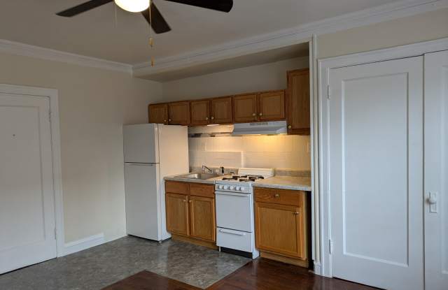 4340 S. Drexel Blvd., 98 Gallery 1