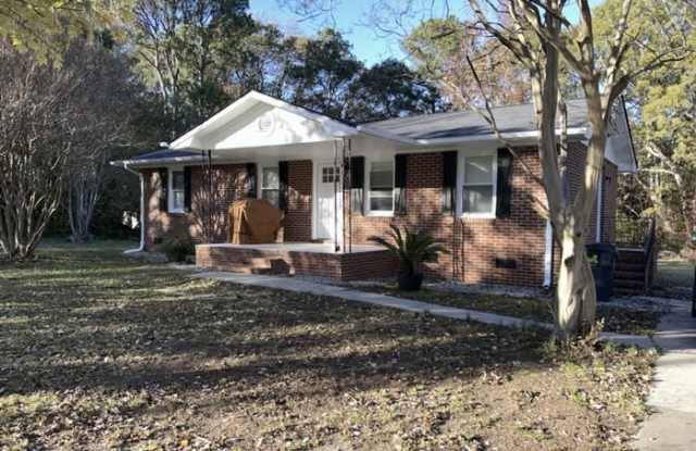 210 Bluefield Road photos photos