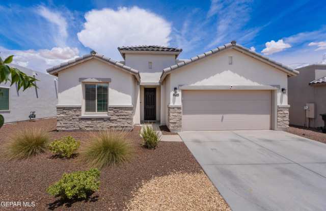 828 PASEO SOLAR Drive Gallery 1