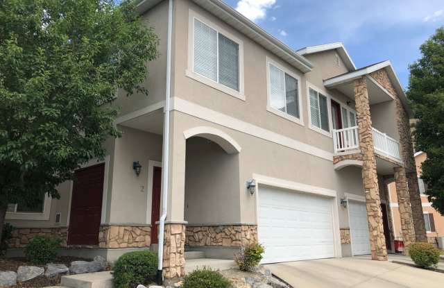 Wonderful 3 bed / 2 bath Condo with a pool - 1028 Canyon Vista Road, Provo, UT 84606