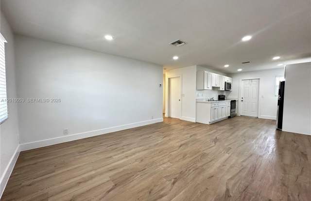 128 NW 2nd Ave photos photos
