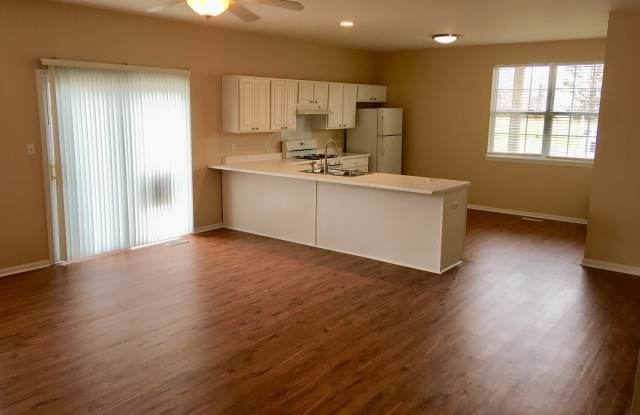 1207 Primrose Ln Gallery 3