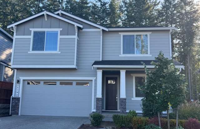 Nearly New Poulsbo 4 bedroom 3 bath available now. Gallery 1