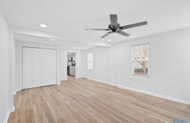 1311 Wells Avenue SE Gallery 4