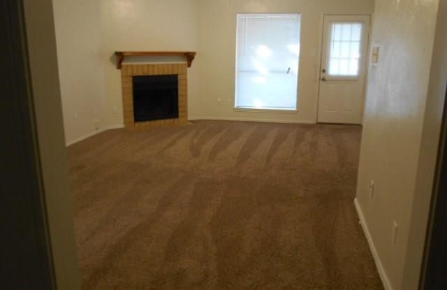 1816 Lemonwood Circle Gallery 2