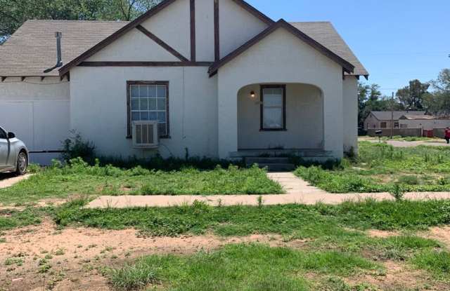 1101 Hinkle, Clovis NM - 1101 Hinkle Street, Clovis, NM 88101