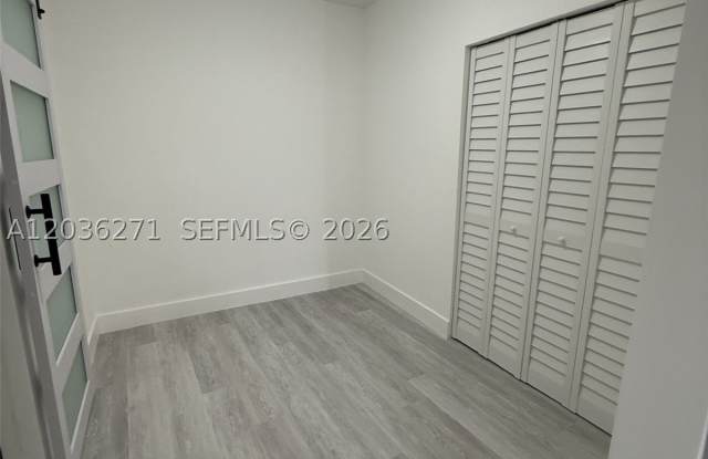 11959 SW 269th Ter Gallery 3