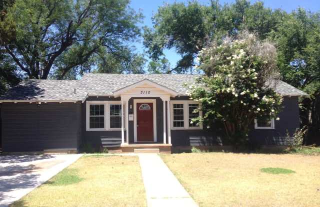 3110 31st - 3110 31st Street, Lubbock, TX 79410