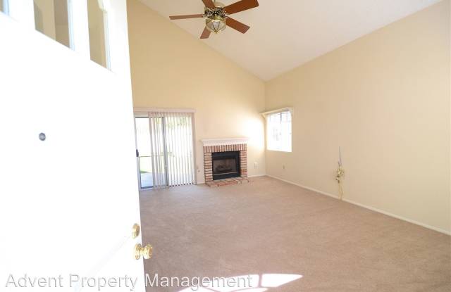 2422 Lake Forest Gallery 2