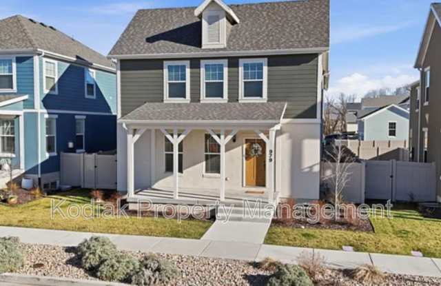 979 W Shoreline Dr photos photos
