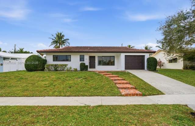 1260 SW 8th St photos photos