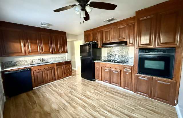 2326 Ramon Drive photos photos