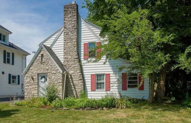 663 Eastmoor Blvd photos photos