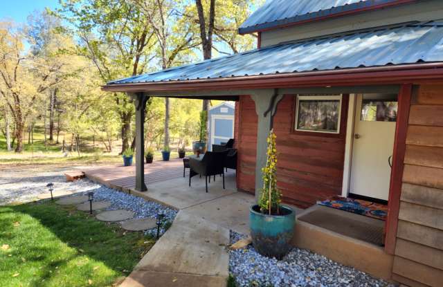 6091 Dutch Mine Road - 6091 Dutch Mine Road, Diamond Springs, CA 95619