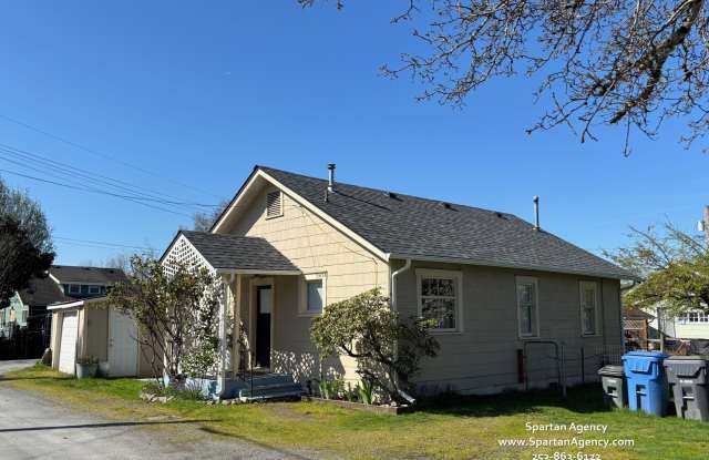 345 1/2 3 St Se - 345 1/2 3 Street Southeast, Puyallup, WA 98372 345 1/2 3 St Se - 345 1/2 3 Street Southeast, Puyallup, WA 98372