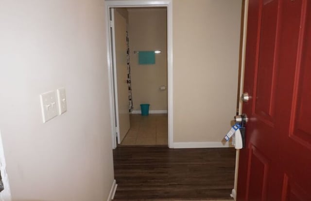 5528 Greatpine Lane South Gallery 3