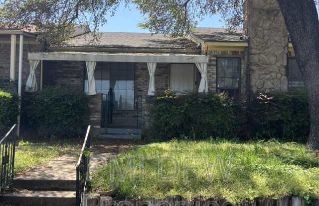 1510 Cherrycrest Ln - 1510 Cherrycrest Lane, Dallas, TX 75228