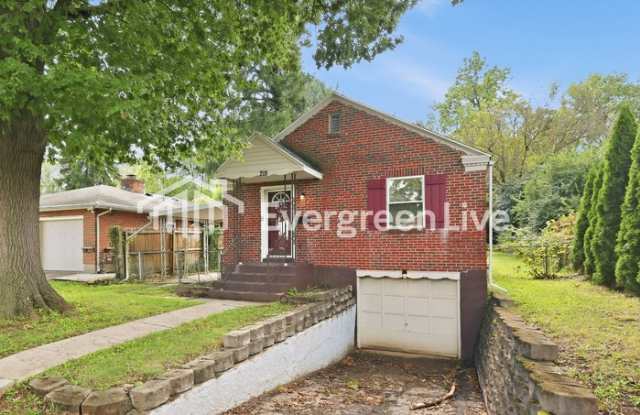 218 Castlewood Avenue Gallery 2