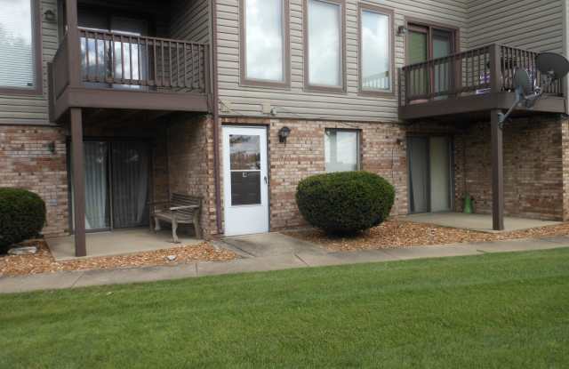 One Bedroom Condo has Washer/Dryer and Fireplace in Unit! photos photos One Bedroom Condo has Washer/Dryer and Fireplace in Unit! photos photos