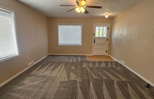 4 BED | 2 BATH | HOME | NORTH RAPID Gallery 4