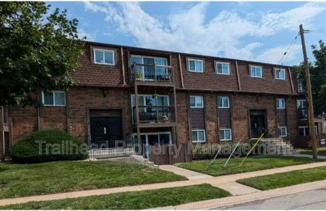 5880 W 58th Street photos photos